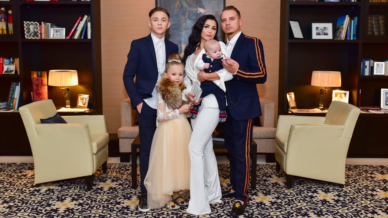 ⁣Adrian Minune - Copilasii mei la botez Noah Roberto