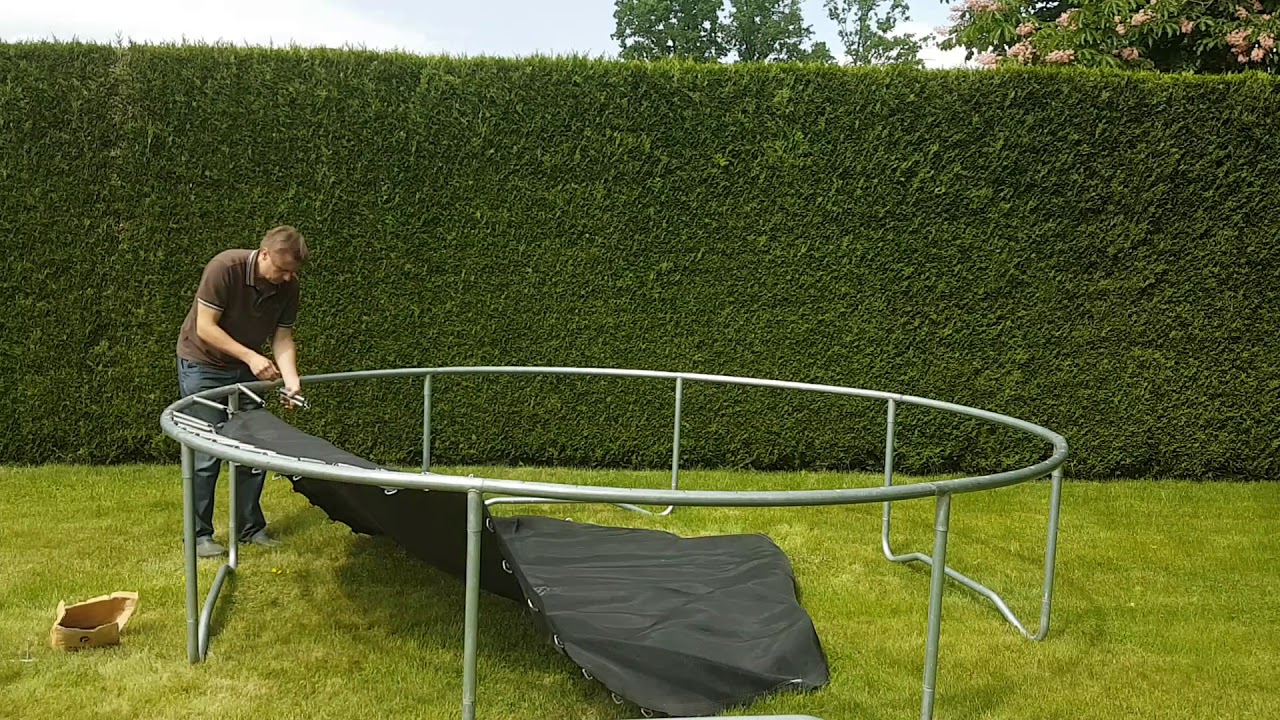 Trampoline opzetten YouTube