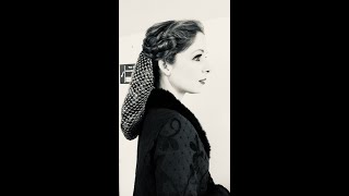 Emily Yarrow SInger & Actress Wealth