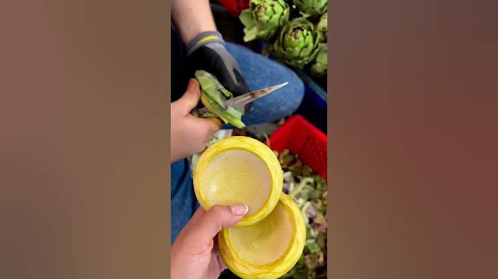 أسهل طريقة لتنظيف القرنون (الخرشوف)😍How to peel artichokes flower 🌸 Comment nettoyer les artichauts