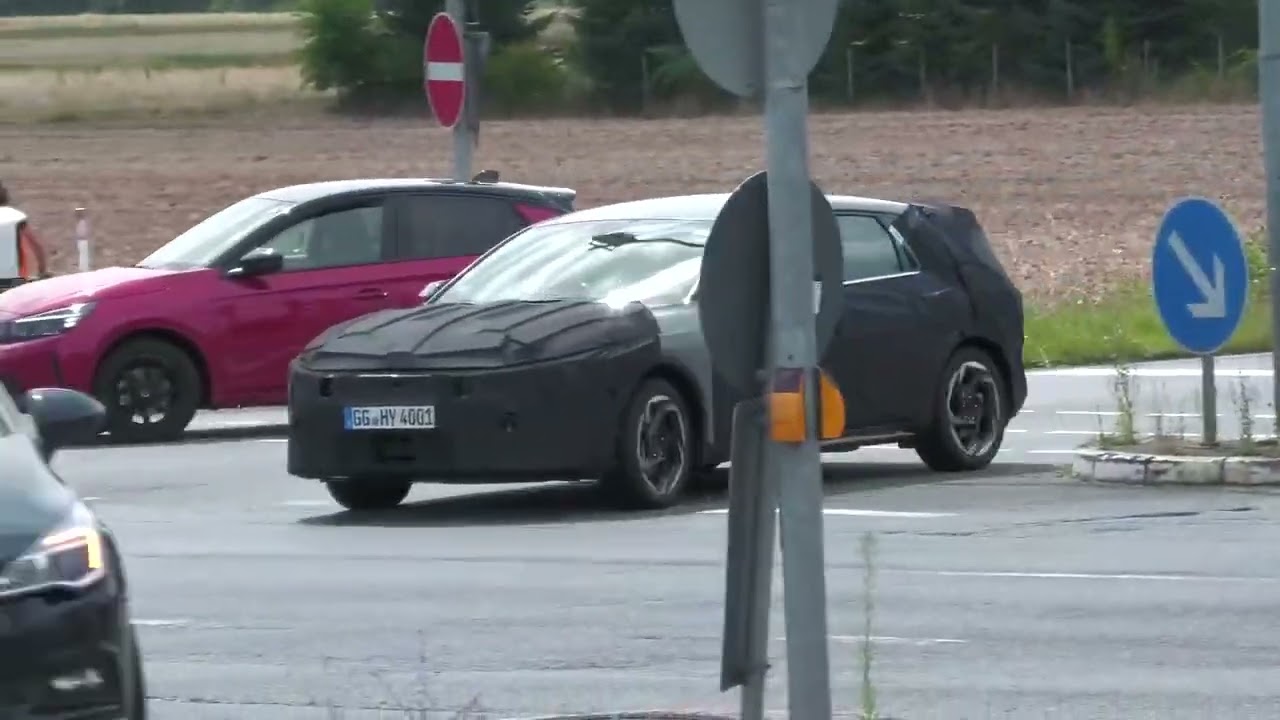 Camouflage new Kia Ceed 2025