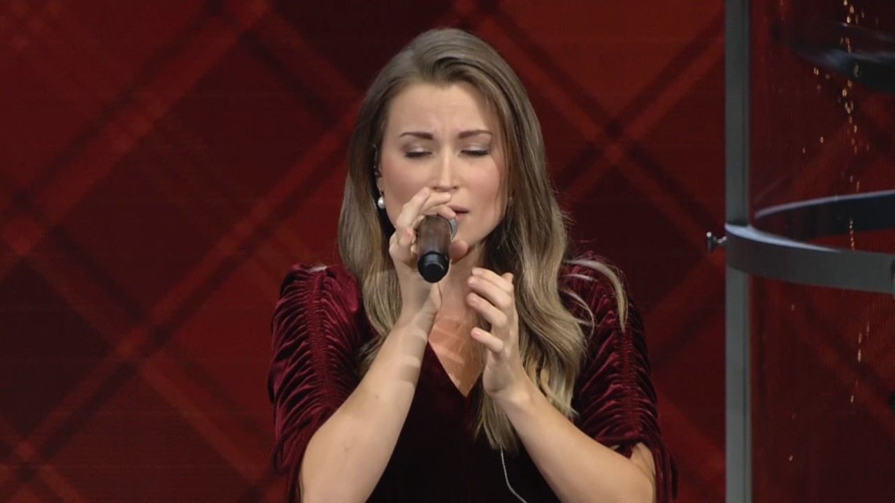 "Hark the Herald Angels Sing" A Cappella duet | Christmas Carol - YouTube