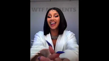 CARDI B SHOWED HER BOOBS 😂