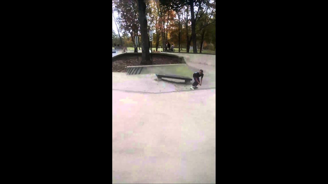 Willi park phone footy