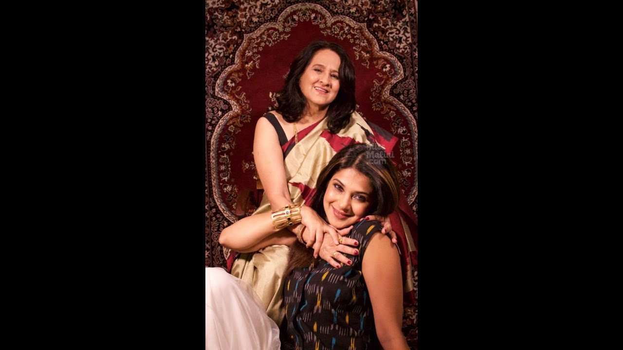 شاهد امهات الممثلين والممثلات الهنديات