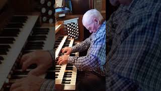 Toccata being played on one of Australias largest digitized church organs