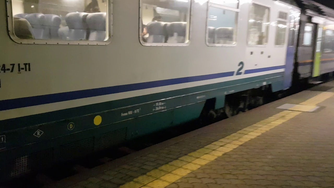 Parte treno regionale per Genova YouTube Parte treno regionale per Genova YouTube