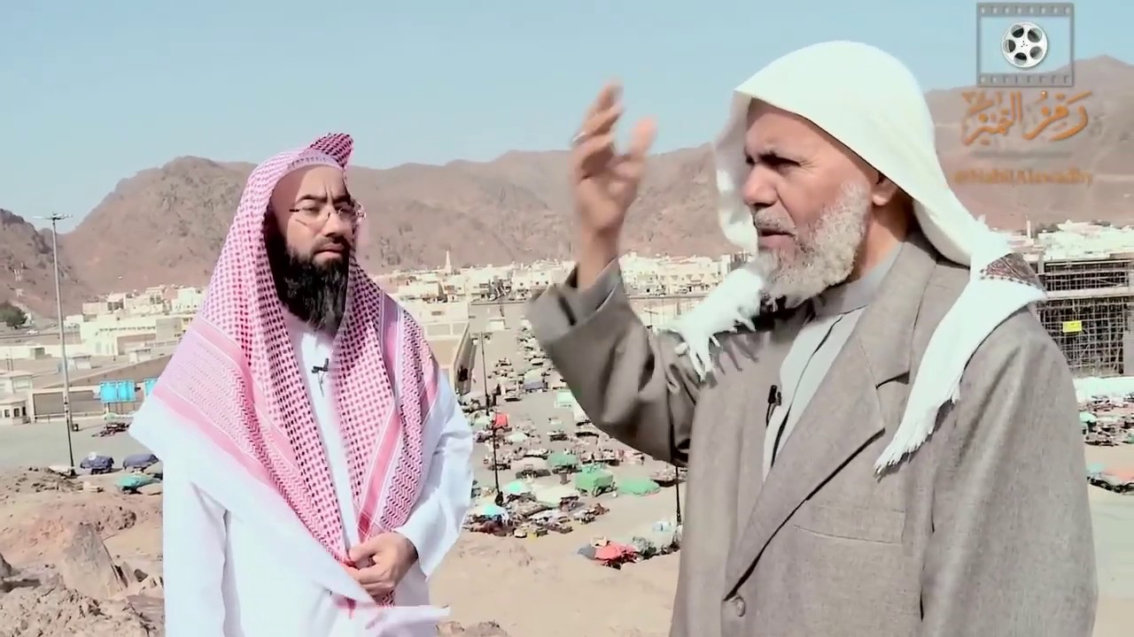 هذا الرجل يروي قصة حدثت فوق جبل أحد