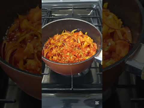 لحم بقري مشوي مع سمك وجبات قصيرة طعام طبخ