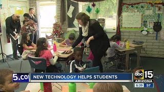 New technology to help deaf students