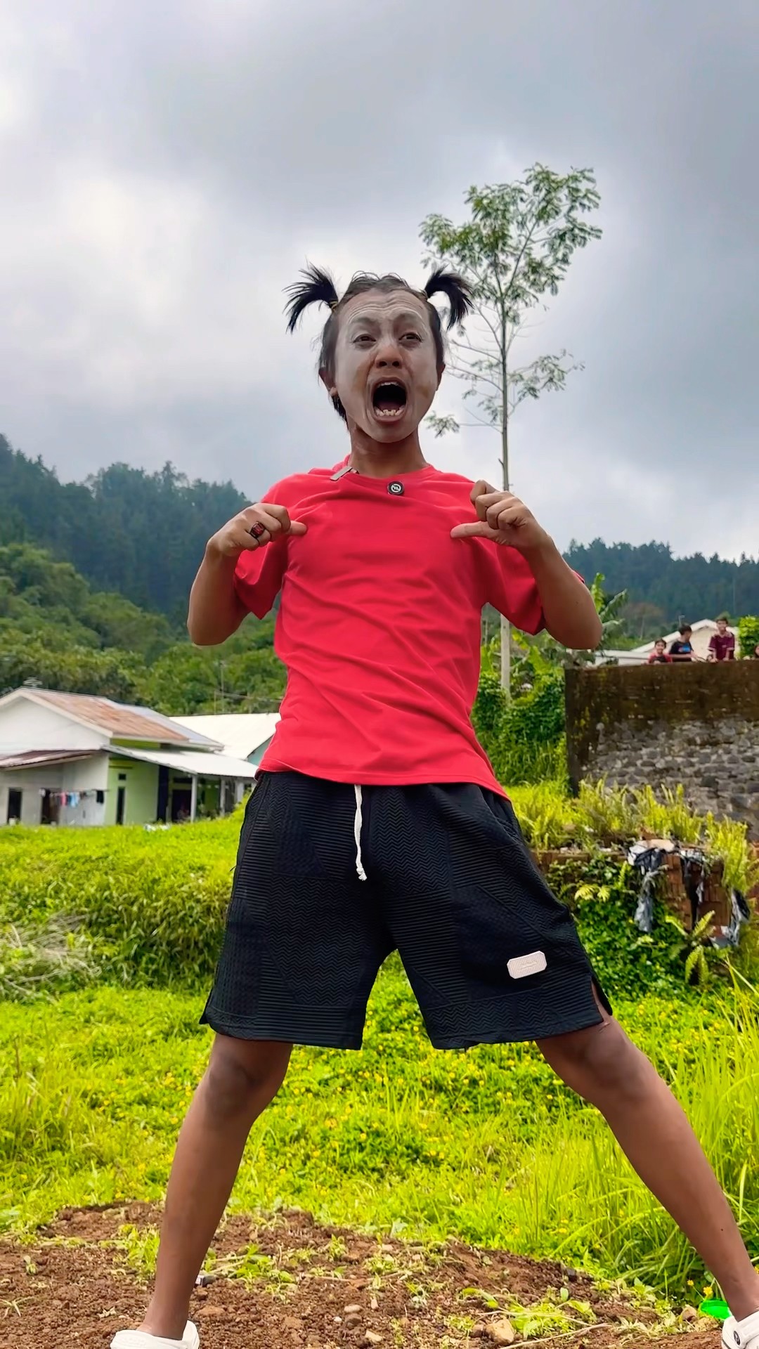 Haaaaaah ? Kalian Punya apa ?