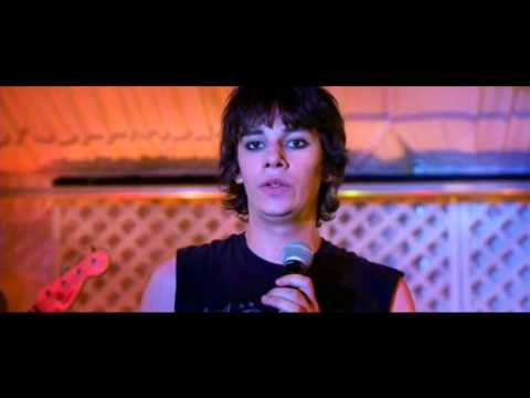 Diary of a Wimpy Kid: Rodrick sings \