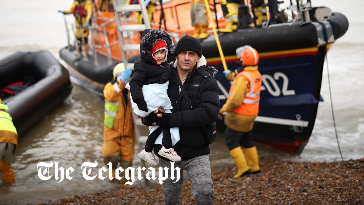 Channel crossing: At least 27 migrants dead after boat capsizes near ...