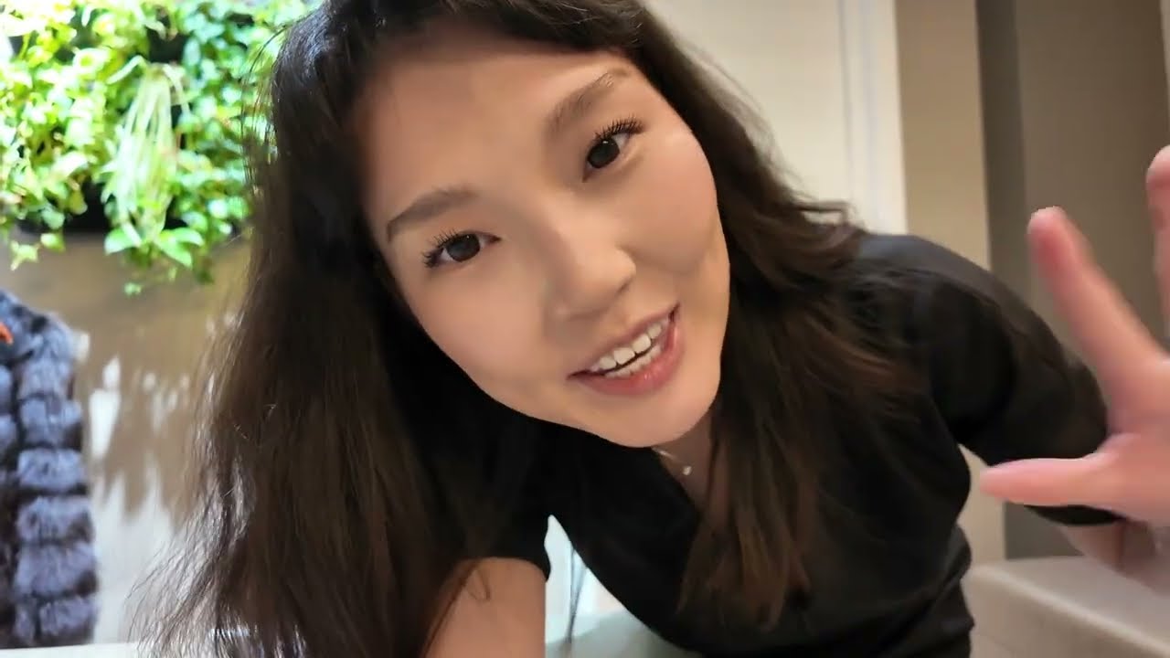 НОВОГОДНИЙ VLOG I Тайный Санта, съемки и подарки с девочками ❤️