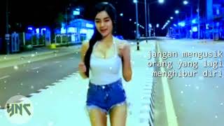 Story Wa Cewe Cantik Goyang |jalan raya bergoyang