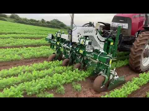 Garford Robocrop - video from SoilEssentials