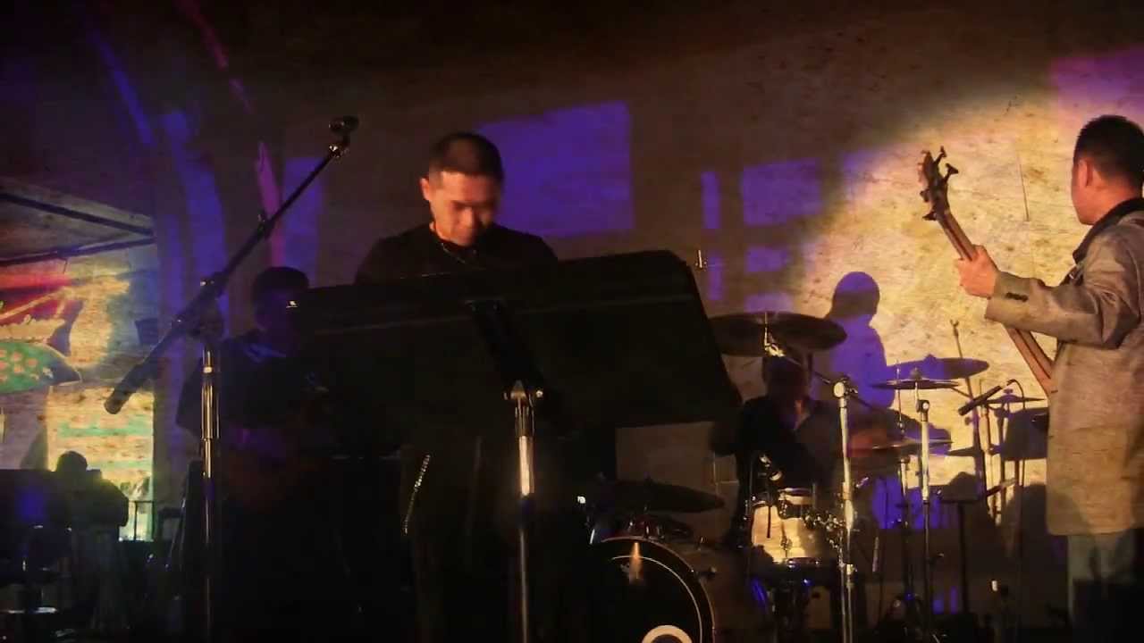 Itchy Fingers Band MN Live at the Fresno 2013 Hmong Music Awards YouTube