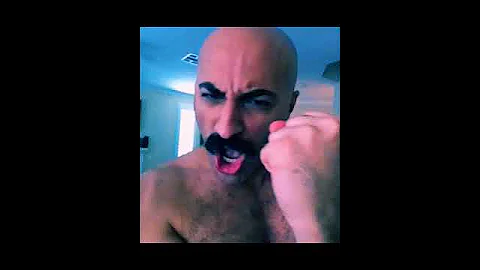 Slim Khezri is Freddie Mercury For A Day (Queen)  🎸🤘