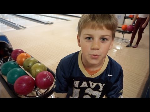 BOWLING WITH DAD (and other competitions) | Ryan in the WILD!