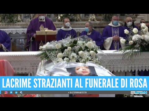 Funerale Rosa Alfieri, l'addio di Grumo Nevano alla ragazza vittima di femminicidio