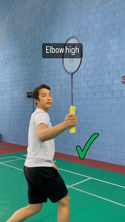 Quick Tips: Hit Better Backhand Clears The Next Time You Step on Court #shorts