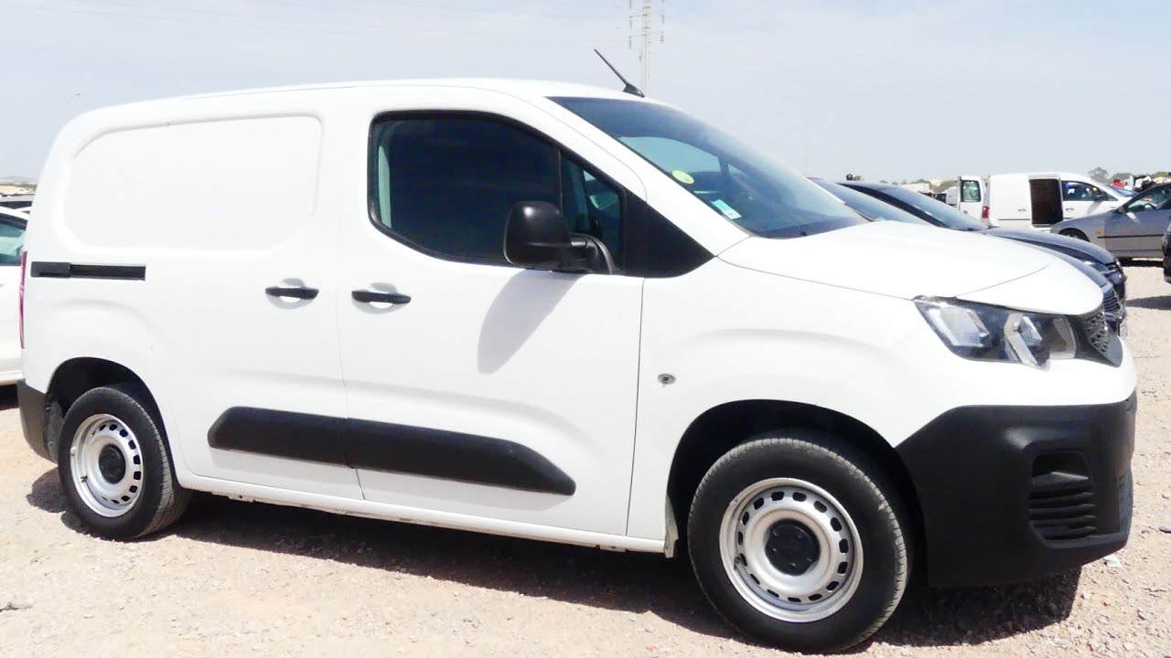 سوق سيارات مروج كرهبة B9 جديدة moteur e-hdi كل شيء متاع دار ماتبدل فيها شيء للبيع #2025 #automobile