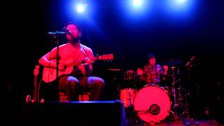Video thumbnail of "The Cave Singers - Beach House"
