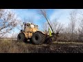 Трактор Кировец + корчеватель &quot;Волгаагромаш&quot;. Выкорчевываю деревья на территории.