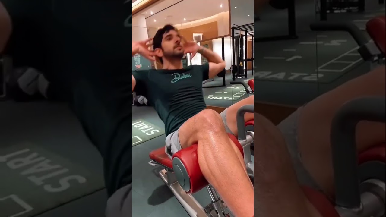 Royal presence, peaceful authority. 