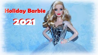 Новый год в доспехах: Holiday Barbie 2021