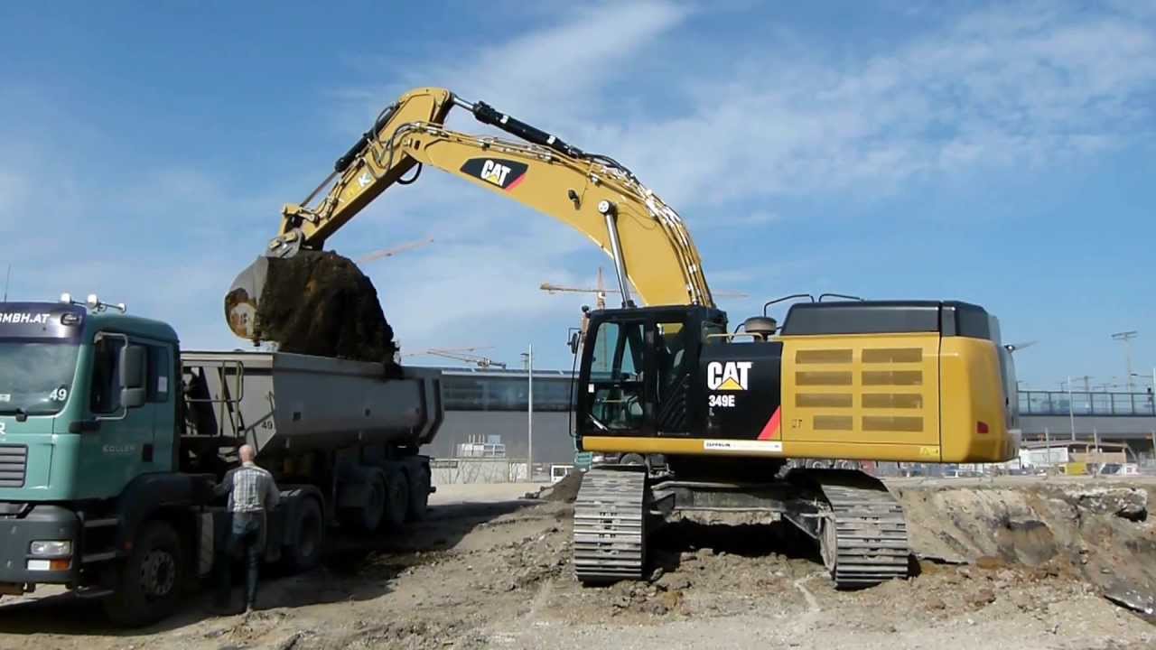 Baugrubenaushub in Wien - Caterpillar 349E der Fa. Koller - Teil 1