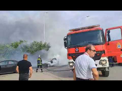 Πυρκαγιά σε όχημα στο Ρύσιο