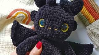 Crochet Toothless dragon amigurumi | Free amigurumi Toothless dragon the Night Fury pattern