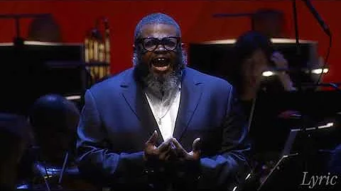 Russell Thomas performs O infernoSento avvampar ne...