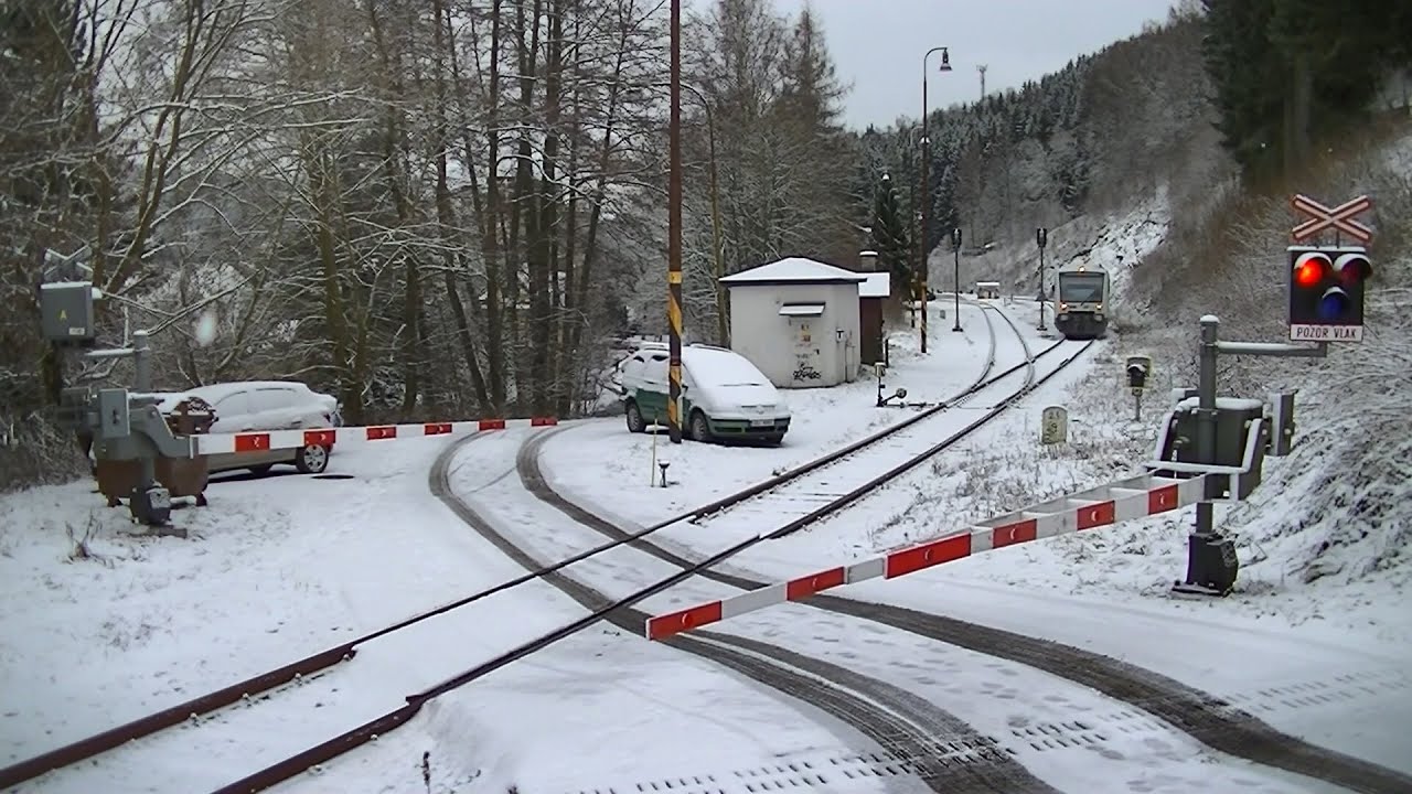 Spoorwegovergang Kraslice (CZ) // Railroad crossing // Železniční přejezd
