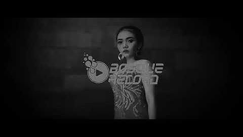 Syahiba Saufa - Gaun Merah _ Biarkan Ku Bawa Luka Hatiku [Official Video]