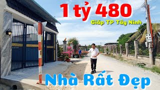 Ngôi nhà đẹp 3 phòng ngủ 3 toilet kế đường Trường Chinh Trường THCS Bàu Năng gần Tòa Thánh Tây Ninh