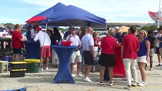 'We're not giving up': KU fans tailgate at GEHA Field at Arrowhead Stadium amid a 1-3 record