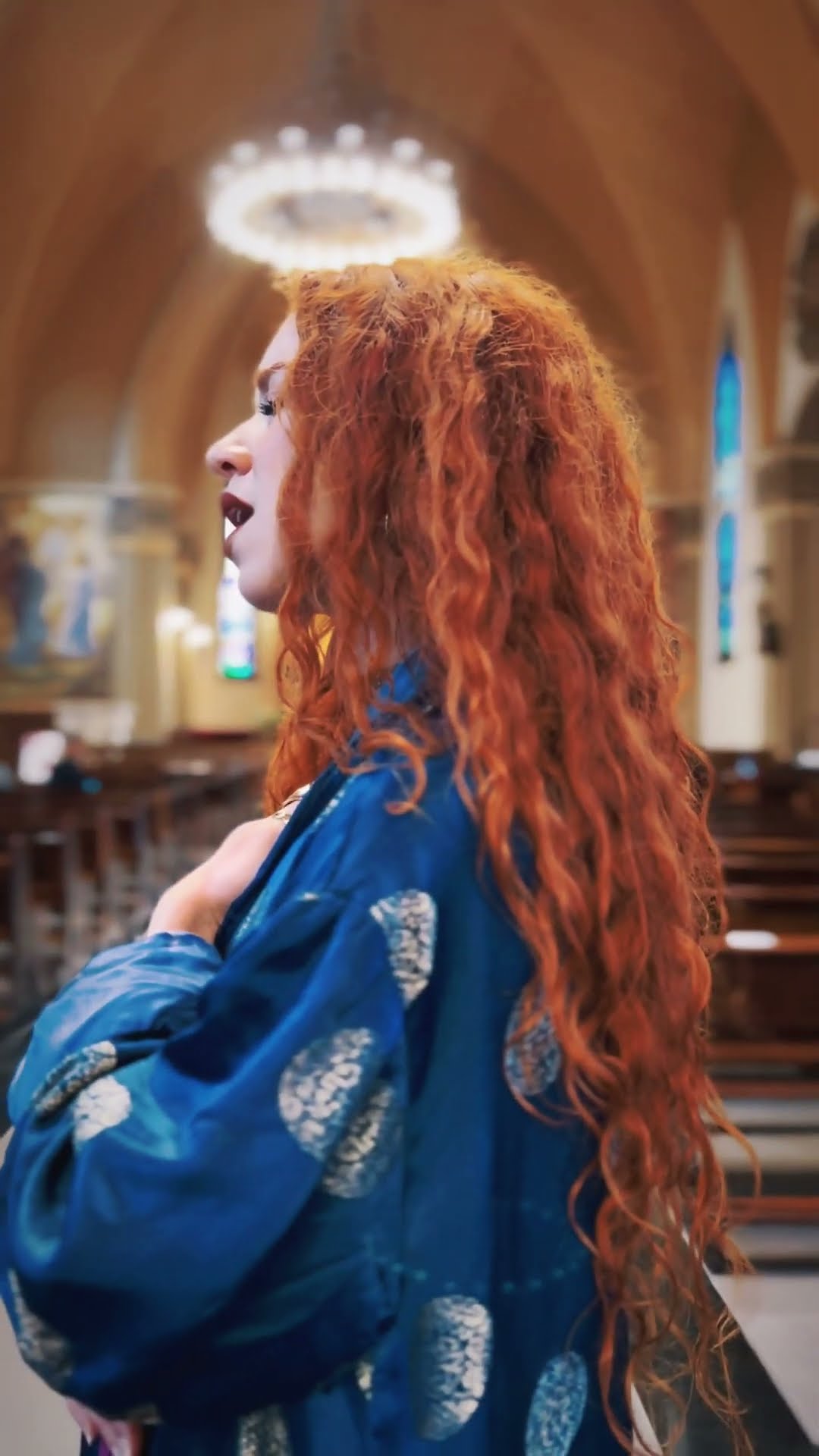 feeling the echoes of a church ?
