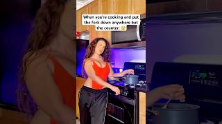 Typical cooking..🧑‍🍳🤓LA ELVÍRA #funny #relatable