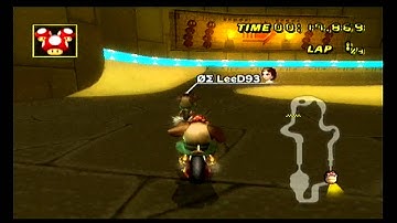 [MKW] Dry Dry Ruins Lap1 - Black vs LeeD93