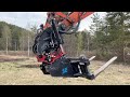Köp Grävmaskin Hitachi ZX 135US-5B med många redskap på Klaravik