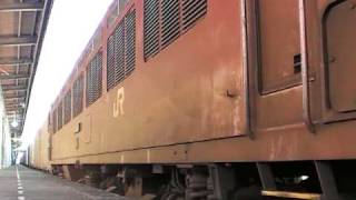 EF81 141号機 秋田駅発車！