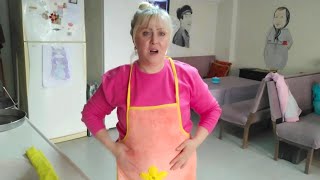 Çi̇çekleri̇ Bana Verdi̇nejla Ablamla Kaderi̇m Geldi̇kaderi̇mle Sohbetyi̇ne Masraf Çikti