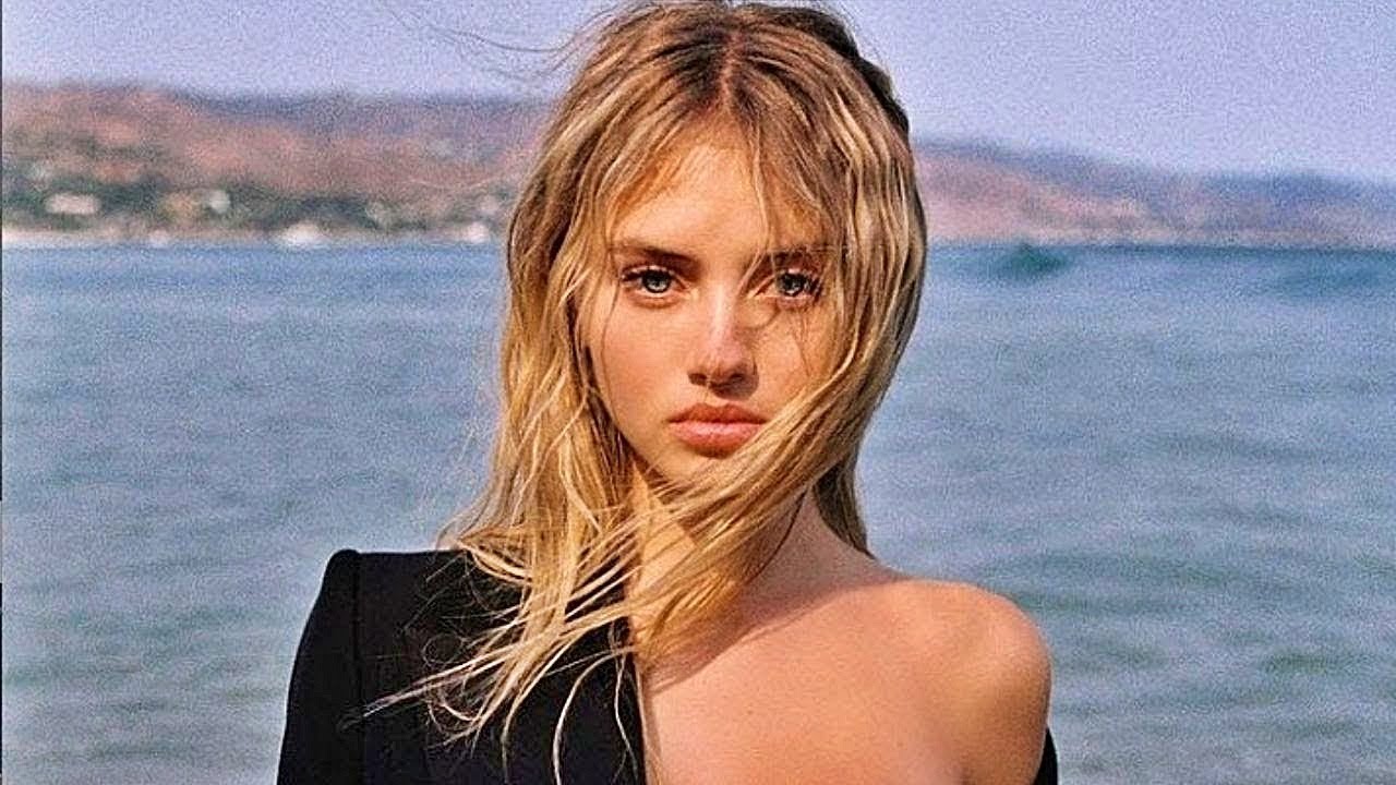 Leni Olumi Klum's Bikini Pictures Which Are Even Inappropriate for