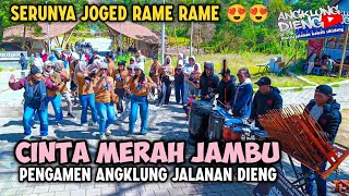 CINTA MERAH JAMBU - BUKIT BERBUNGA | PENGAMEN ANGKLUNG JALANAN DIENG Kawah Sikidang