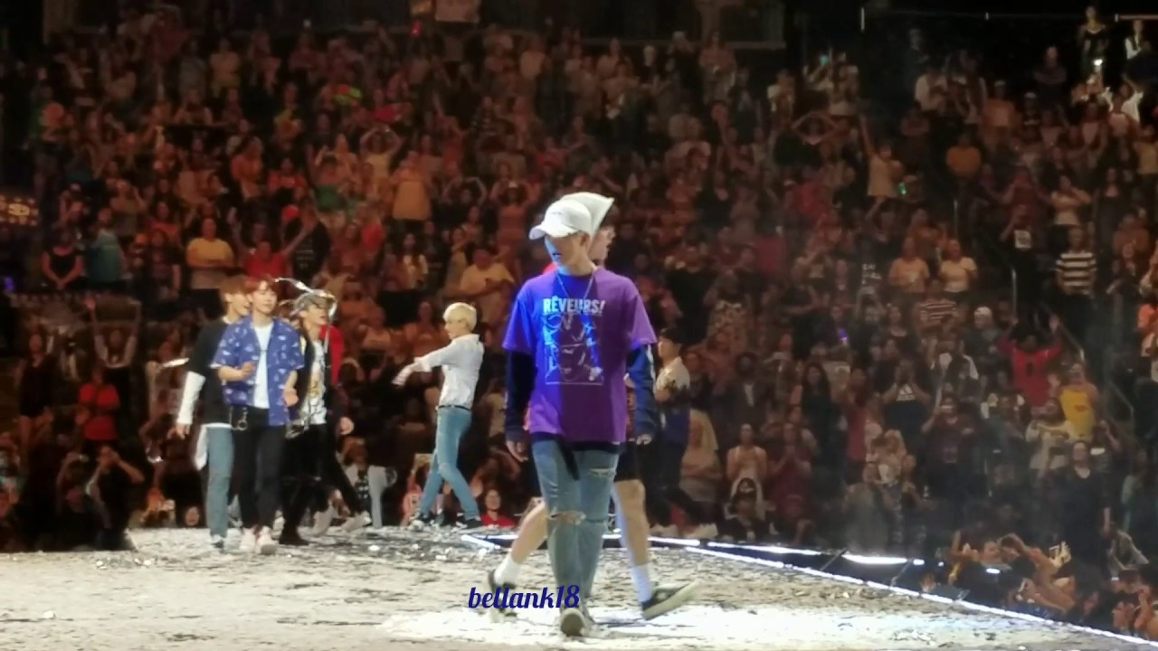 Ending stage Day 1 KCONNY 2017 (HIGHLIGHT, KNK, GFRIEND, SF9, ZION T)