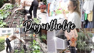 CHATTY GET READY WITH ME // FIXING THE GARDEN // CHICKENS RUN WILD AND POOP ON ME ‍♀