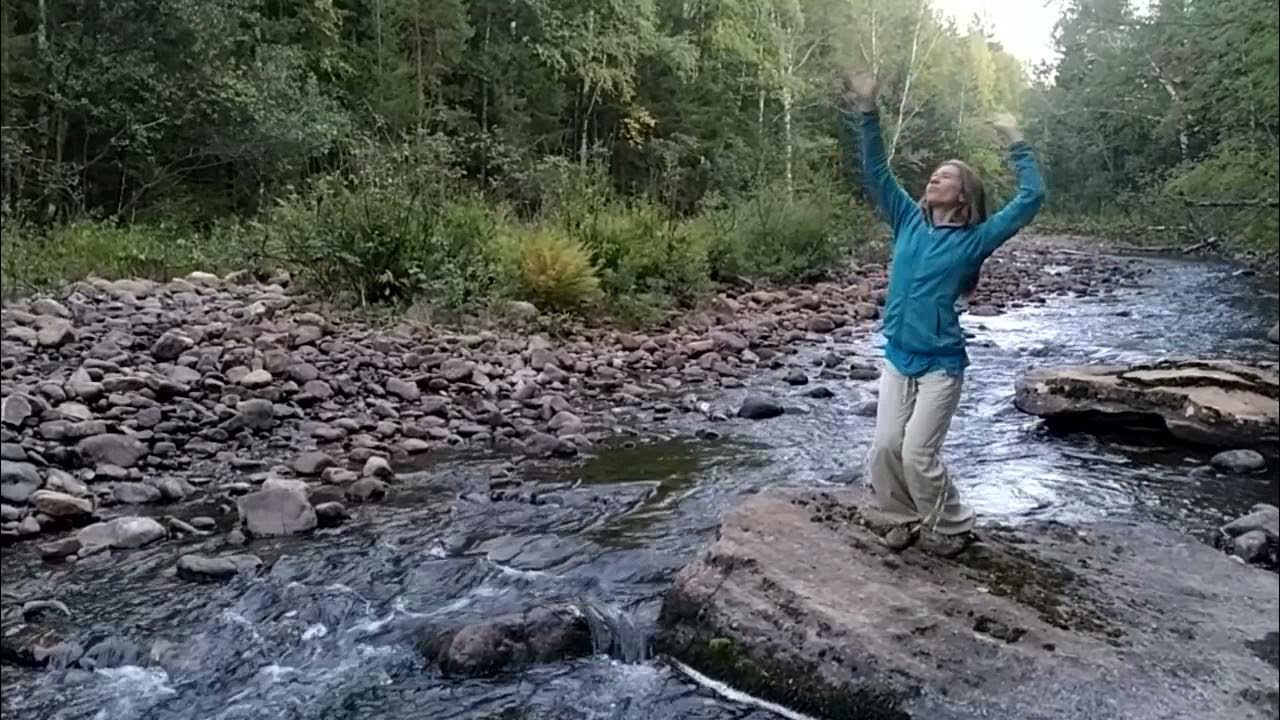 Где сейчас идет река. Бежит по воде. Убегает от воды. Ash Rivers.