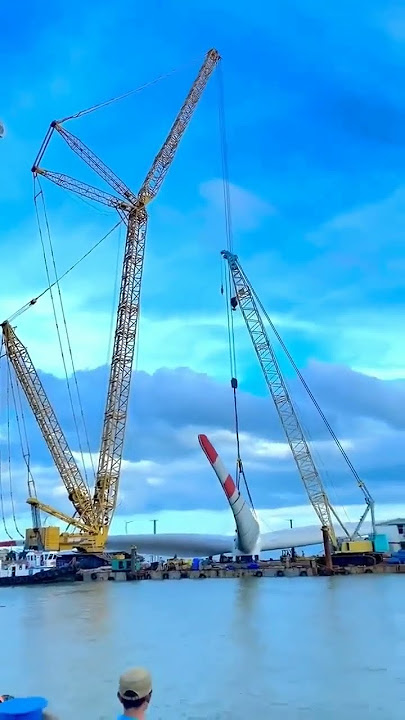 Offshore tandem lifting  #safetyfirst #ytshorts #offshore #safetytech